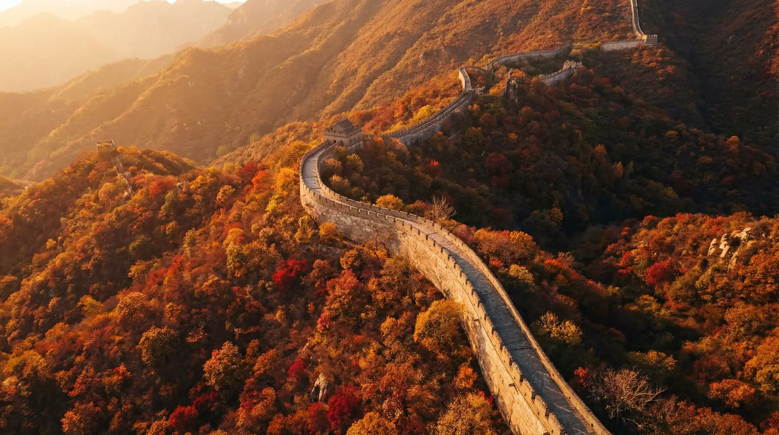 永远免费的品色论坛 秋日长城航拍全景